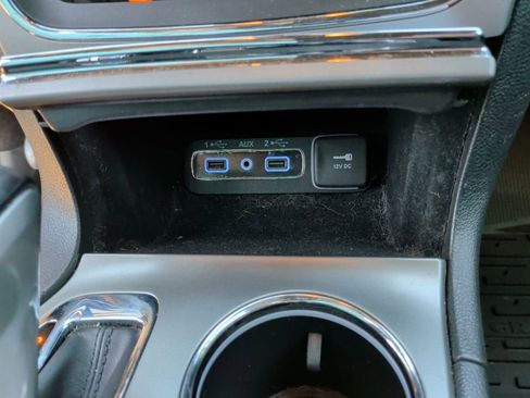 Used 2021 Jeep Grand Cherokee Laredo RWD image 27