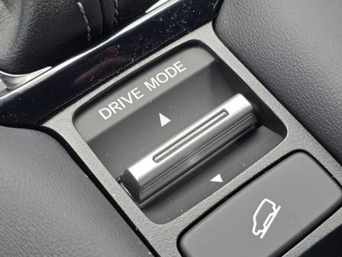 New 2026 Honda HR-V LX image 22