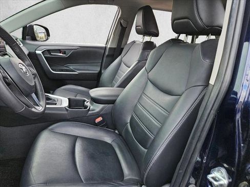 Used 2024 Toyota RAV4 XLE Premium image 17