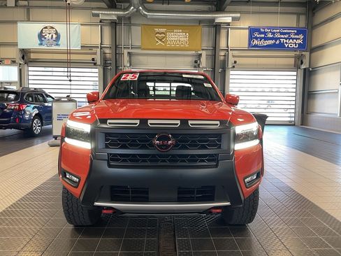Used 2025 Nissan Frontier PRO-4X w/ Pro Premium Package AWD/4WD image 2