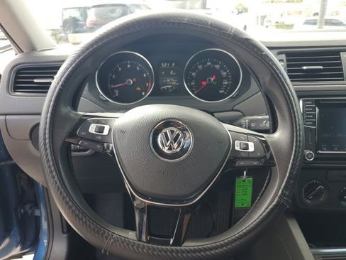 Used 2016 Volkswagen Jetta S image 27
