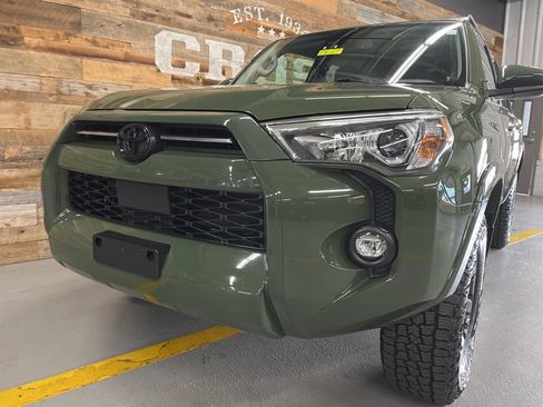 Used 2021 Toyota 4Runner Trail Special Edition image 10