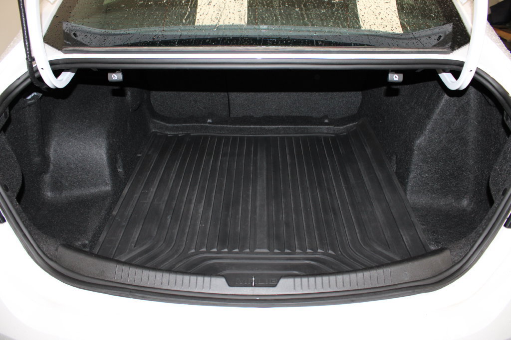 Used 2022 Chevrolet Malibu LS FWD image 7