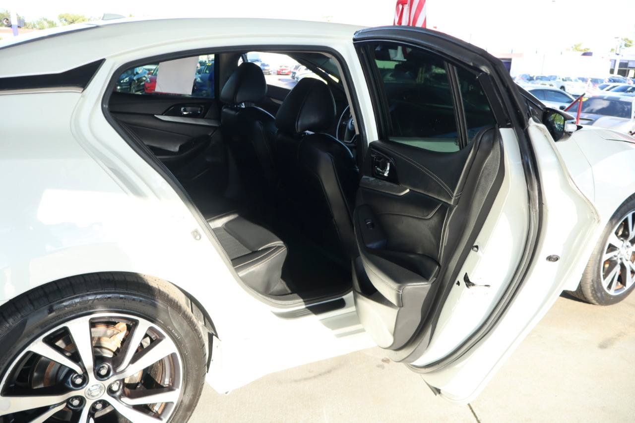 Used 2017 Nissan Maxima 3.5 SV FWD image 35