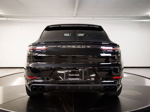 Certified 2023 Porsche Cayenne Coupe AWD/4WD image 6