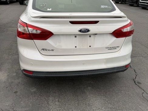 Used 2014 Ford Focus Titanium image 7