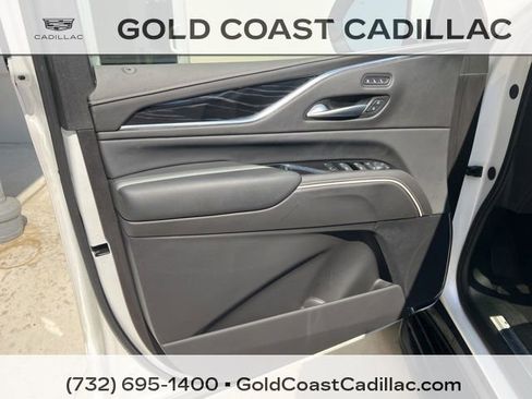 Certified 2024 Cadillac Escalade Sport w/ LPO, ONYX Package AWD/4WD image 20
