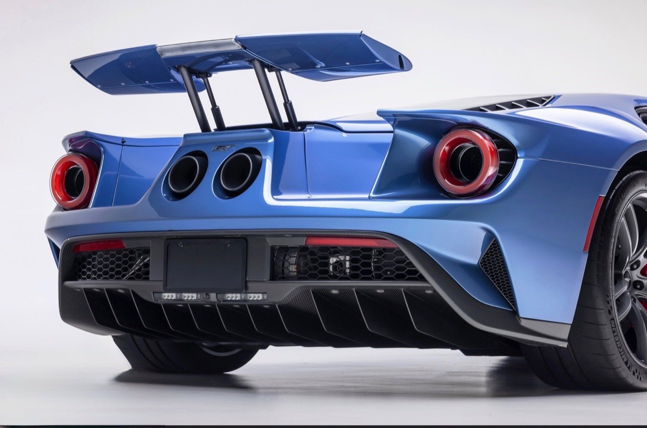 Used 2019 Ford GT RWD image 19