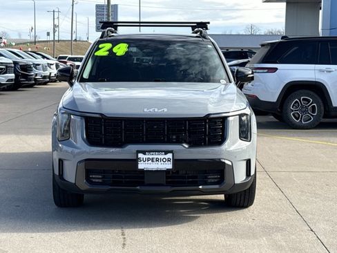 Used 2024 Kia Sorento SX image 16
