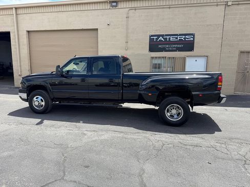 Used 2007 Chevrolet Silverado 3500 LT w/ Heavy-Duty Power Package AWD/4WD image 6
