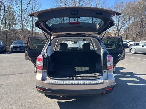Used 2016 Subaru Forester 2.5i Touring w/ Popular Package #2 image 27