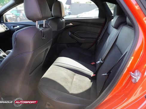 Used 2018 Ford Focus RS AWD/4WD image 23