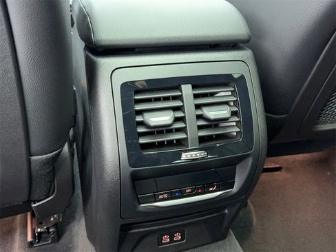 Used 2022 BMW X4 xDrive30i image 43