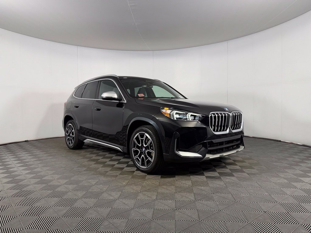 Used 2024 BMW X1 xDrive28i w/ Convenience Package AWD/4WD image 4