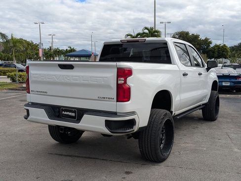 Used 2022 Chevrolet Silverado 1500 Custom image 5