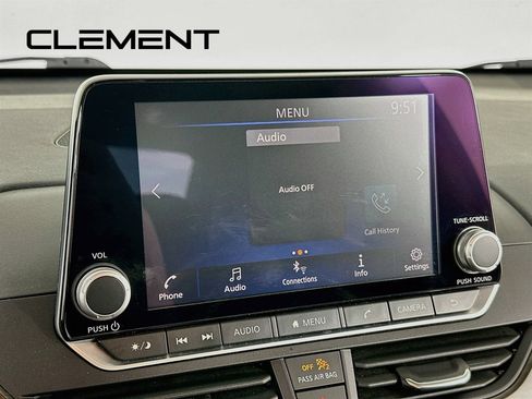 Used 2023 Nissan Altima 2.5 SV FWD image 19