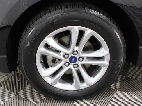 Used 2017 Ford Edge SEL w/ Equipment Group 201A FWD image 36