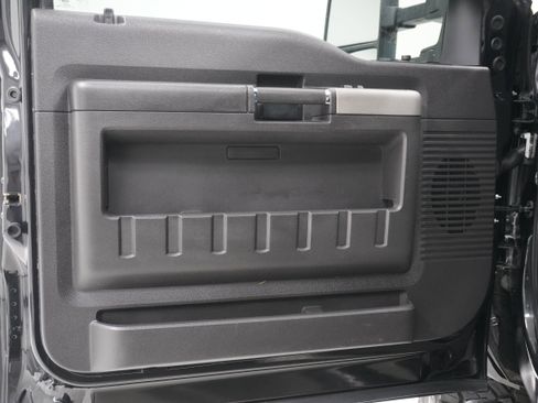 Used 2015 Ford F250 Lariat w/ Lariat Ultimate Package image 10