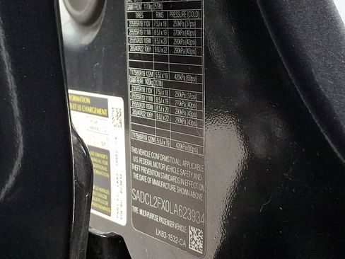 Used 2020 Jaguar F-PACE R-Sport image 28