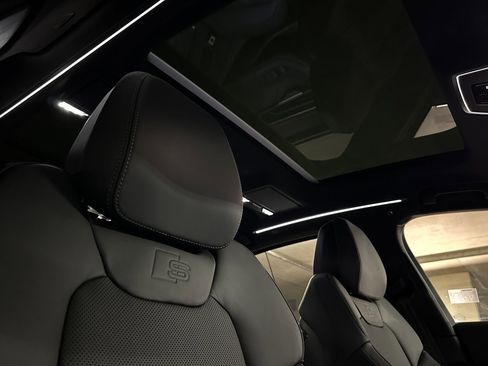 New 2025 Audi S8 image 15