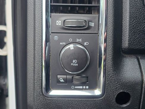 Used 2018 RAM 2500 Laramie image 28