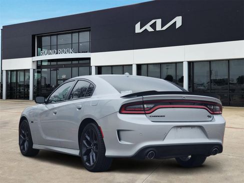 Used 2023 Dodge Charger R/T w/ Blacktop Package image 5
