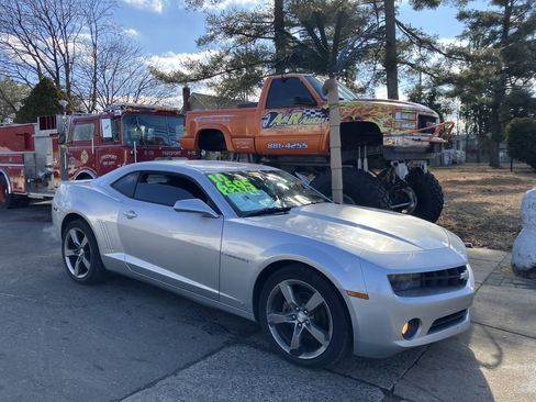 Used 2010 Chevrolet Camaro LT w/ RS Package RWD image 1
