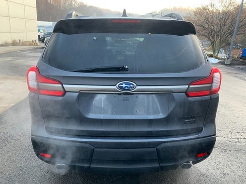 Used 2022 Subaru Ascent Onyx Edition image 3