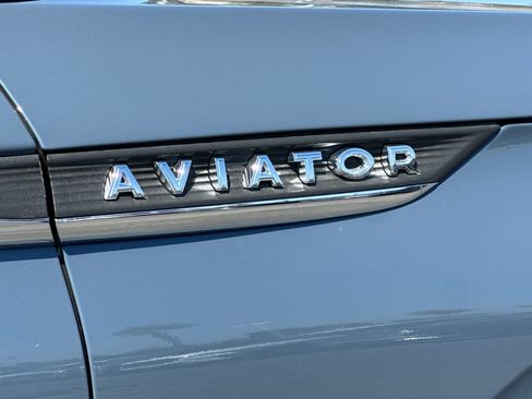 New 2025 Lincoln Aviator Reserve w/ Luxury Package image 27