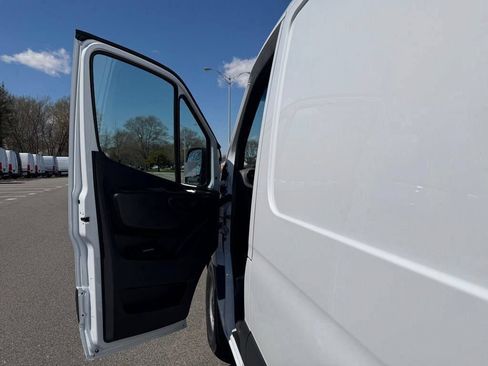 New 2026 Mercedes-Benz Sprinter 2500 image 12