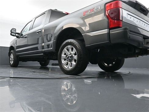 Used 2020 Ford F350 Platinum w/ FX4 Off-Road Package image 33