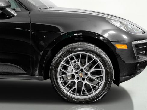 Used 2018 Porsche Macan S image 6