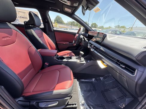 New 2026 Kia K4 EX FWD image 18