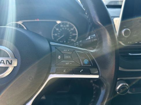 Used 2021 Nissan Altima 2.5 SV w/ SV Premium Package image 18