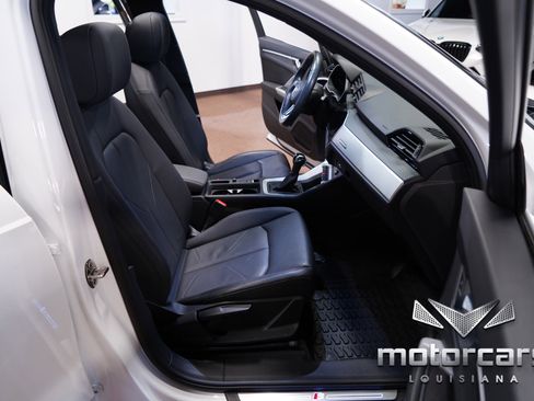 Used 2020 Audi Q3 2.0T Premium image 30