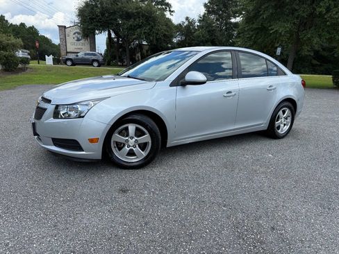 Used 2011 Chevrolet Cruze LT image 29