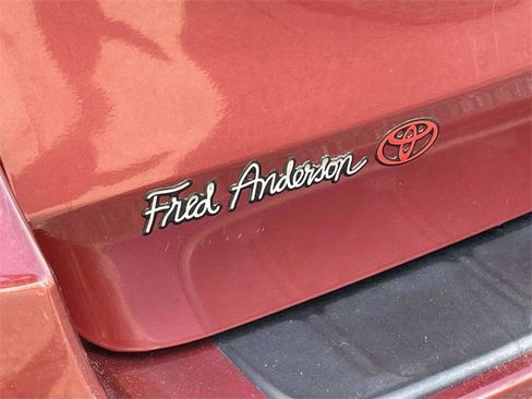 Used 2020 Toyota Sienna LE w/ LE Preferred Package image 11