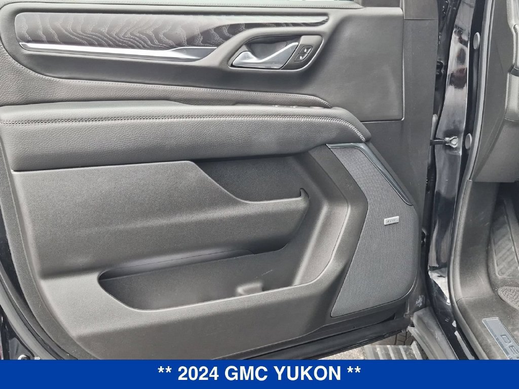 Used 2024 GMC Yukon Denali AWD/4WD image 10