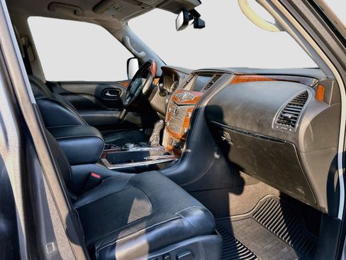 Used 2018 INFINITI QX80 4WD image 16