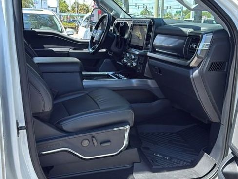 Used 2024 Ford F350 Lariat w/ Lariat Ultimate Package image 11