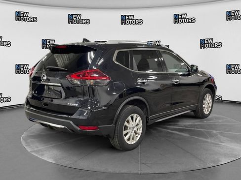 Used 2018 Nissan Rogue SV w/ Premium Package AWD/4WD image 5