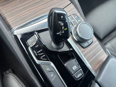 Used 2020 BMW M550i xDrive w/ Dynamic Handling Package AWD/4WD image 27