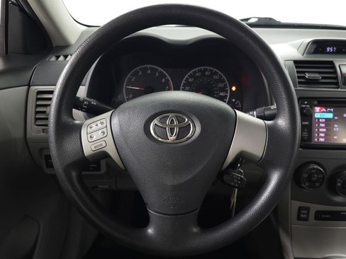Used 2013 Toyota Corolla LE FWD image 14