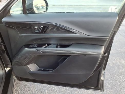 Certified 2024 Cadillac Lyriq Luxury image 24