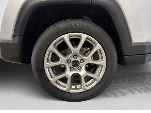 Used 2025 Jeep Compass Limited AWD/4WD image 49