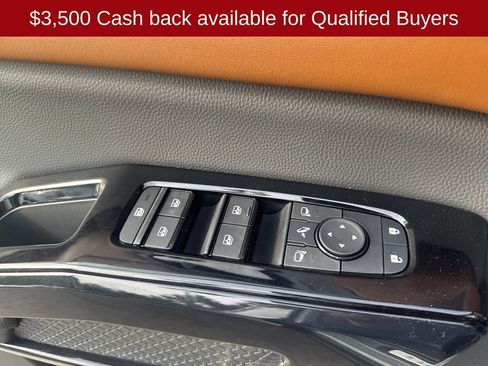 New 2026 Nissan Pathfinder Platinum AWD/4WD image 12