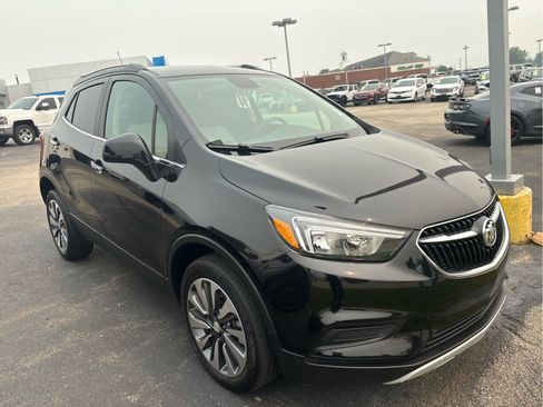 Used 2022 Buick Encore Preferred w/ Safety Package AWD/4WD image 2