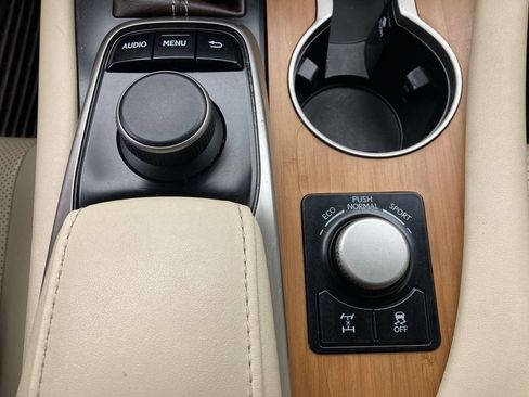 Used 2017 Lexus RX 350 AWD w/ Premium Package image 27