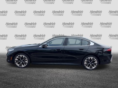 Used 2025 BMW 540i xDrive AWD/4WD image 7