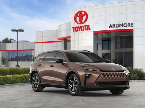 New 2025 Toyota Crown Signia image 34